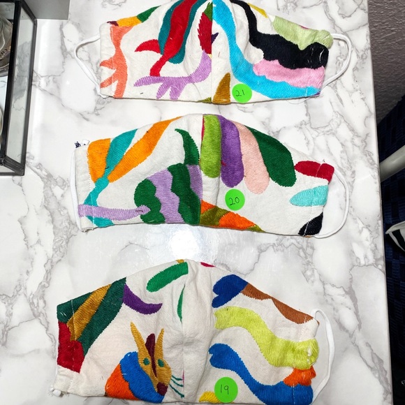 FACE MASK | ARTISAN | MEXICAN EMBROIDERED - Picture 3 of 15